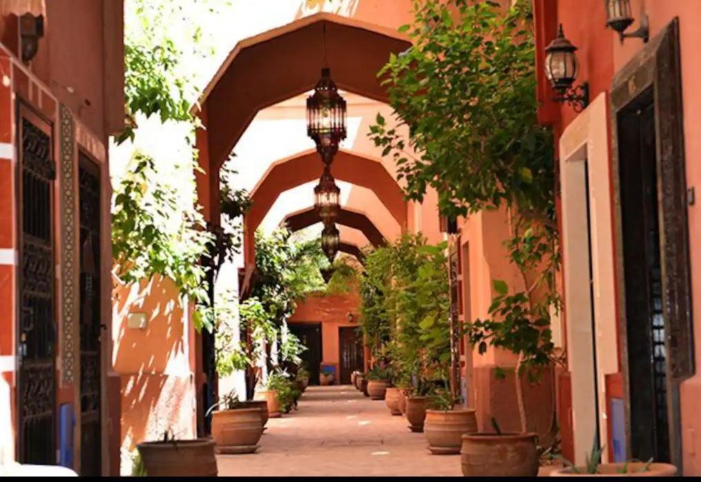 Quarya Assiyahia - Riad Camilia- Maison Entiere Avec Piscine Μαρακές Εξωτερικό φωτογραφία